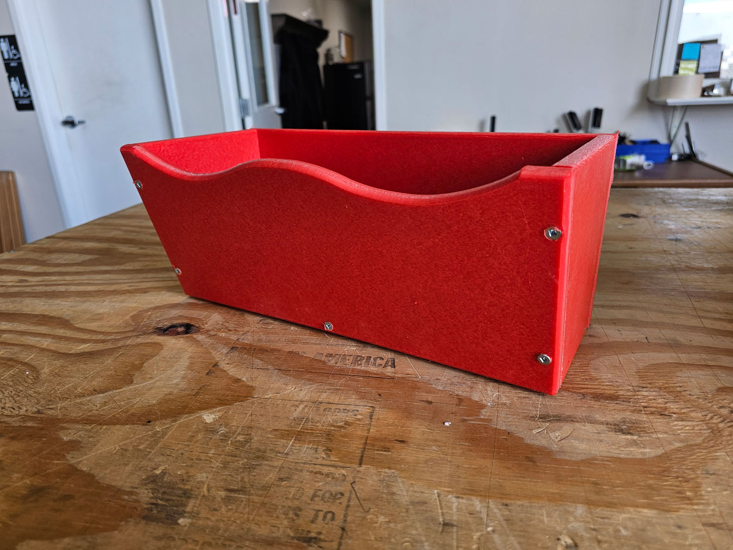 14" Bright Red Flower Box | Scallop