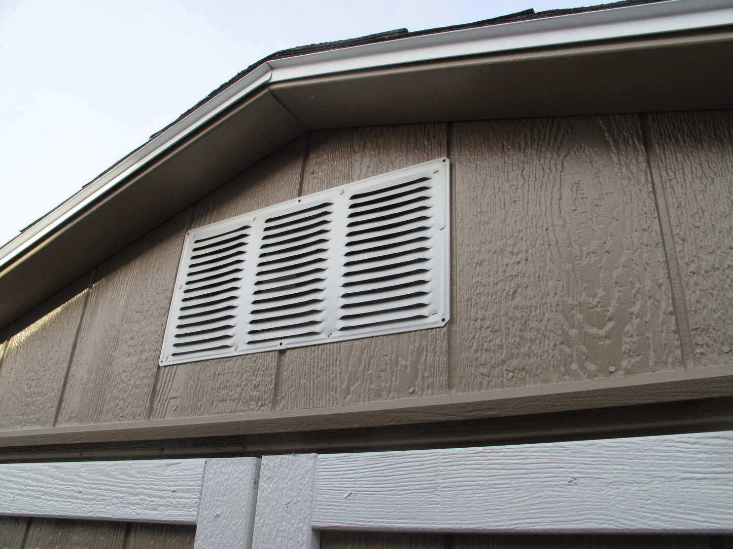 16x8 White Undereave Vent