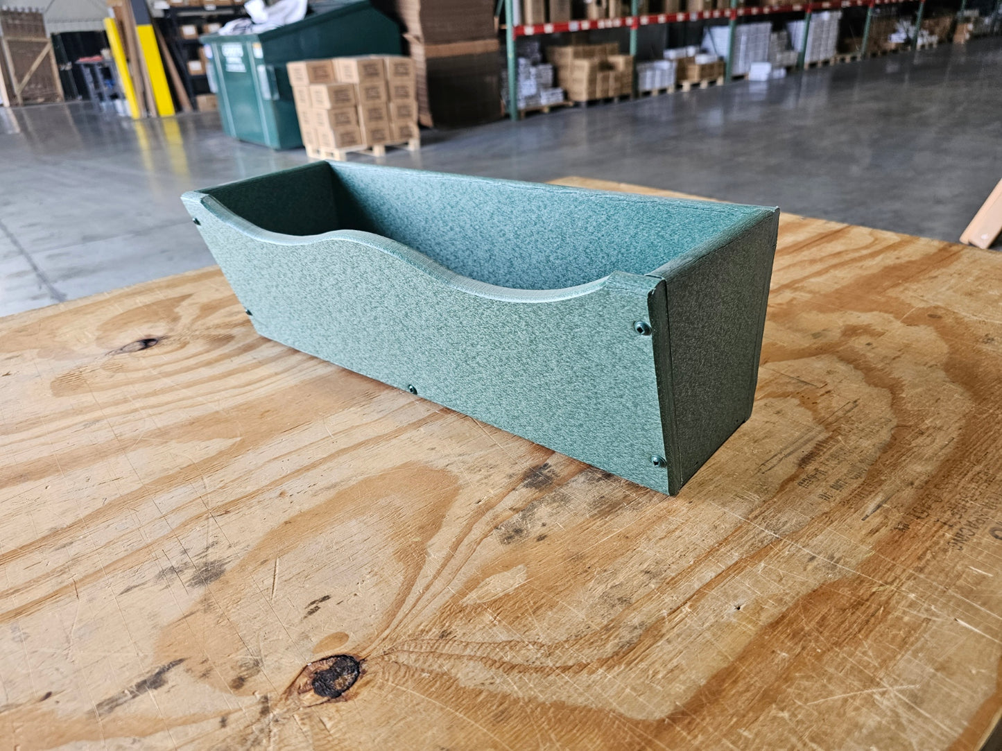 18" Green Flower Box | Scallop