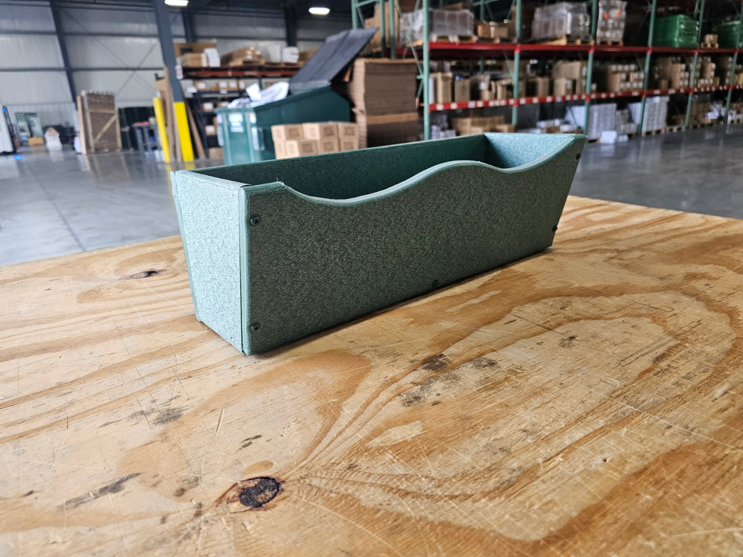 18" Green Flower Box | Scallop