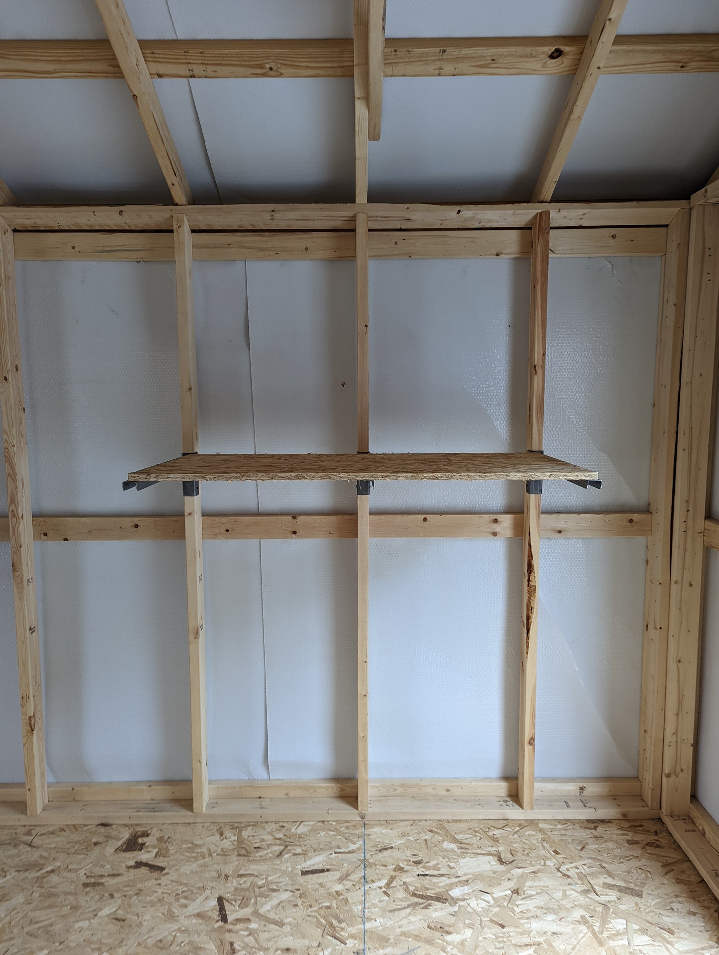 24" Shelf Bracket (Black) | Rapid Shelves