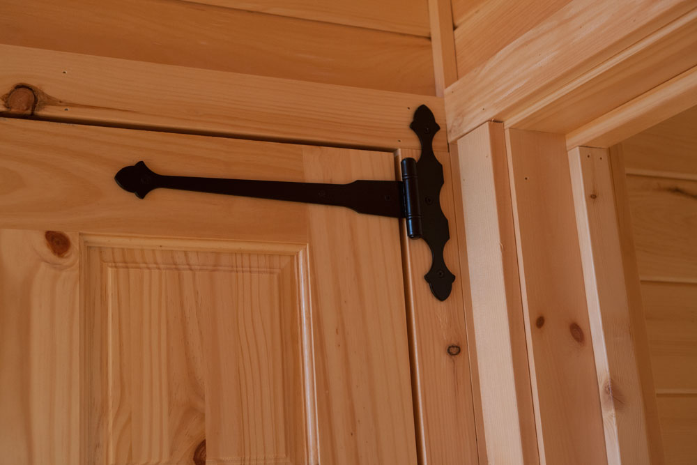 12" Acorn Hinge - (6) Pack